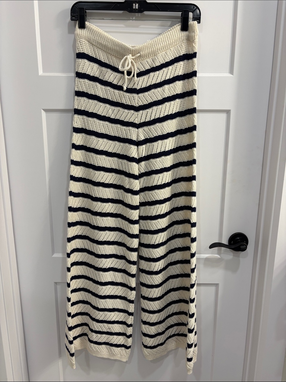 aerie Cream and Navy Striped Knit Wide-Leg Pants size medium - Picture 2 of 6
